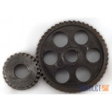 Camshaft and Crankshaft Gears (MT801406, MT801229)